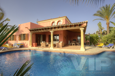 4 Bedrooms Bedroom Villa in Vera Playa