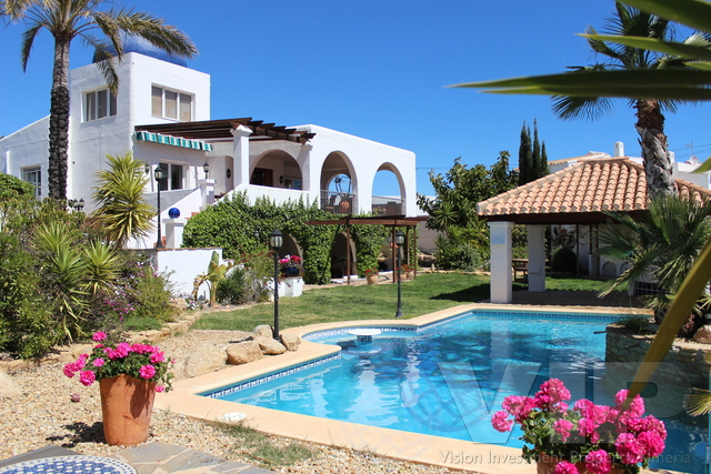 VIP5078: Villa for Sale in Mojacar Playa, Almería