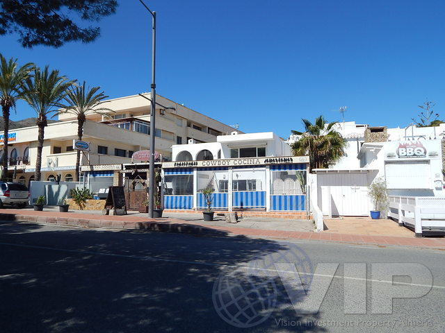 VIP7000: Commercial Property for Sale in Mojacar Playa, Almería