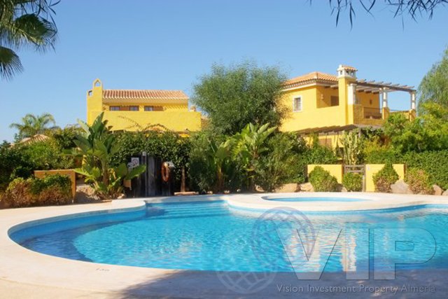 VIP7083: Villa zu Verkaufen in Desert Springs Golf Resort, Almería