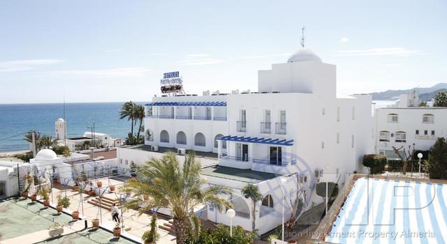 VIP7090: Gewerbeimmobilien zu Verkaufen in Mojacar Playa, Almería