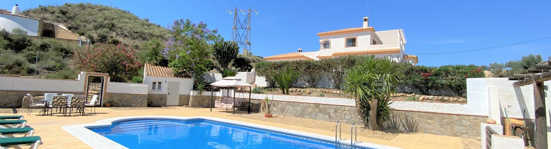 VIP7895: Villa for Sale