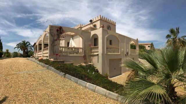 VIP7897: Villa for Sale in Vera, Almería