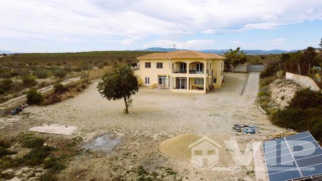 VIP8038: Villa en Venta en Vera, Almería