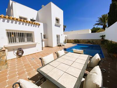 VIP8120: Villa à vendre en Mojacar Playa, Almería