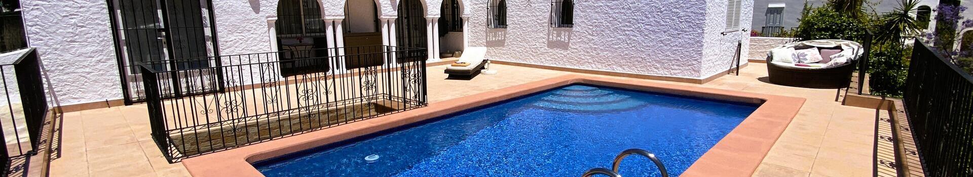 VIP8185: Villa for Sale